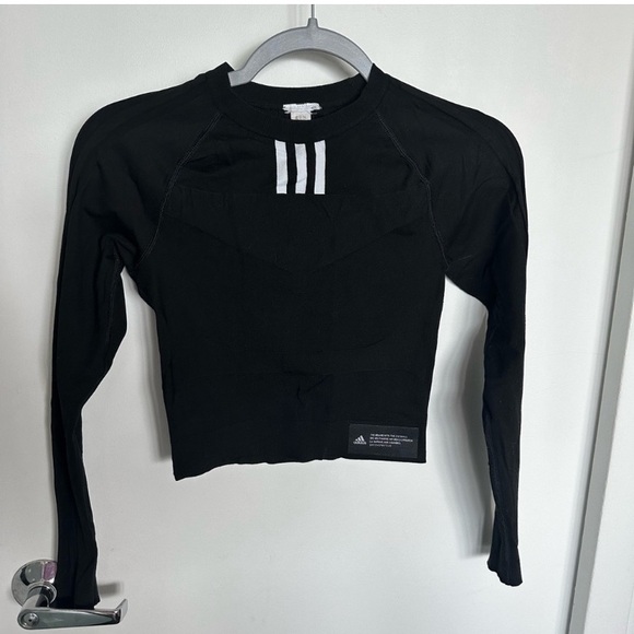 Adidas Aeroknit Long Sleeve Black Crop Top - Picture 1 of 3